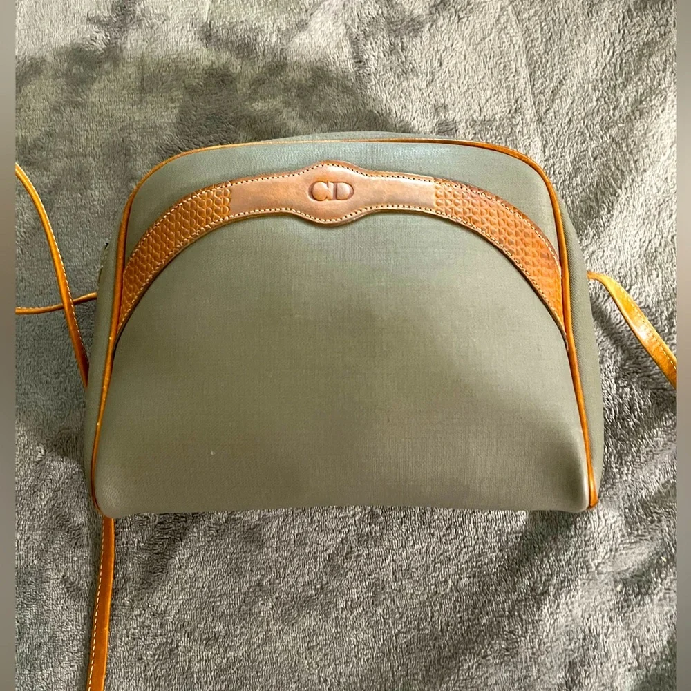 Christian Dior vintage shoulder bag . - Picture 1 of 11